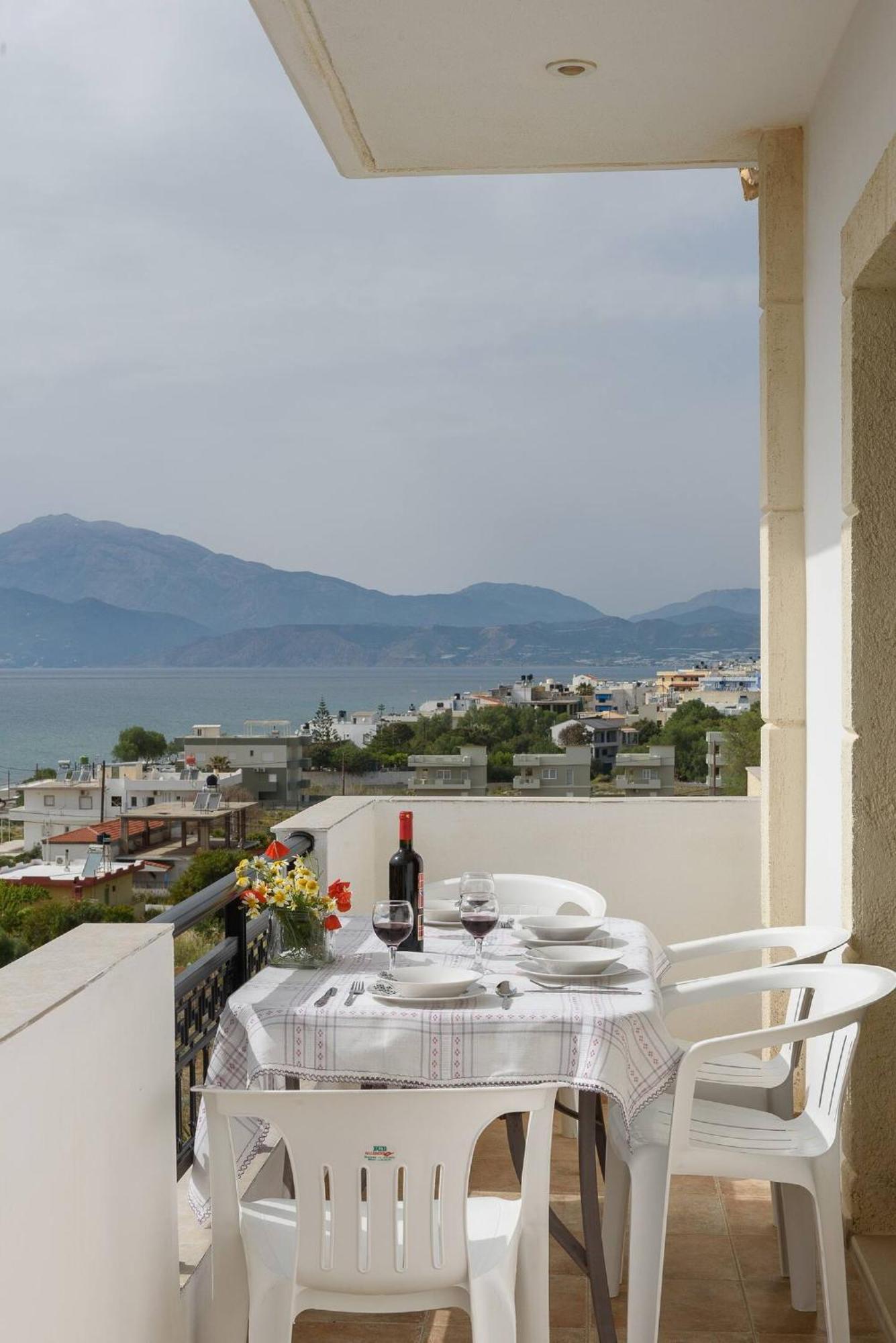Sofia Apartment, With Sea & Mountain View Каламаки Экстерьер фото